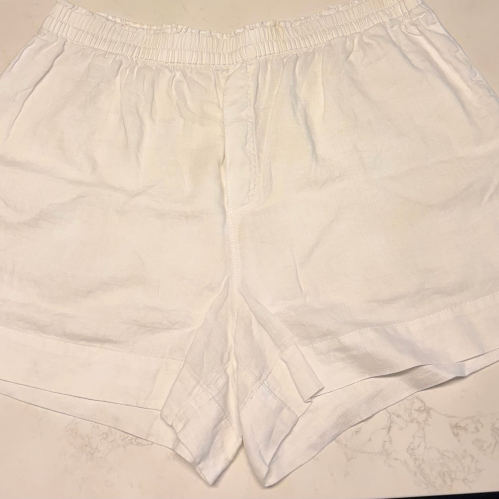 H&M White High-Waist Linen-Blend Relaxed Shorts